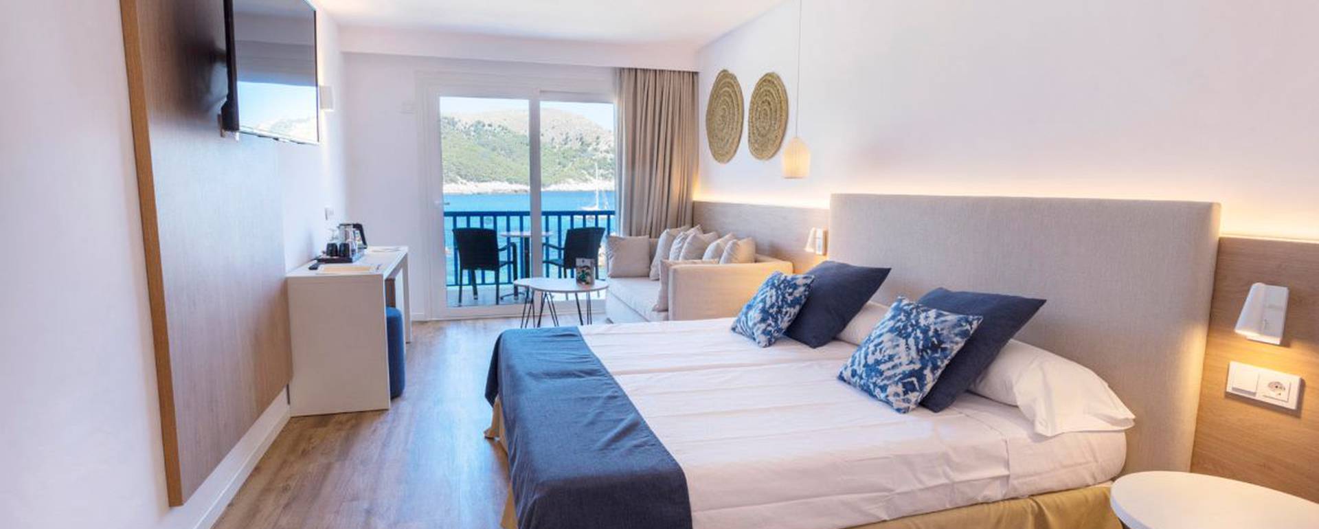 Junior suite vista mar Parque Nereida Suites Hotel Cala Ratjada Junior suite vista mar Parque Nereida Suites Hotel Cala Ratjada