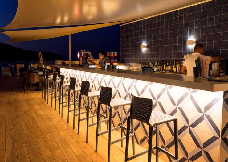 Sky Bar Parque Nereida Suites Hotel Cala Ratjada Sky Bar Parque Nereida Suites Hotel Cala Ratjada